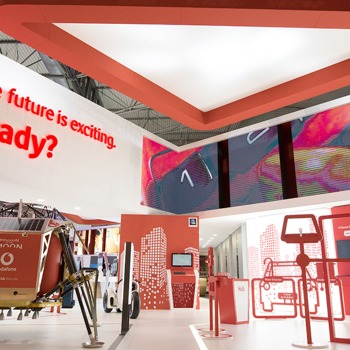 Vodafone Přináší Budoucnost s "5G v Krabici" na Mobilním Světovém Kongresu 2024